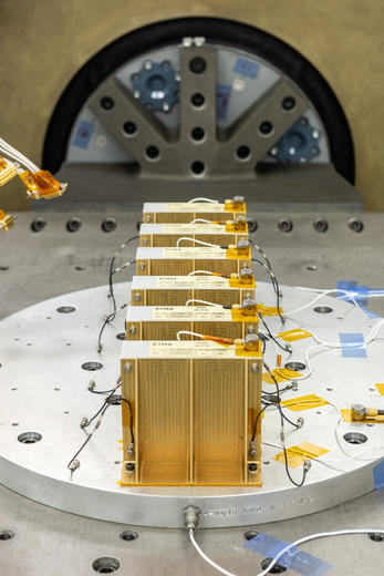 Tecnología de Airbus Crisa: Fuse Boxes durante una prueba de vibración