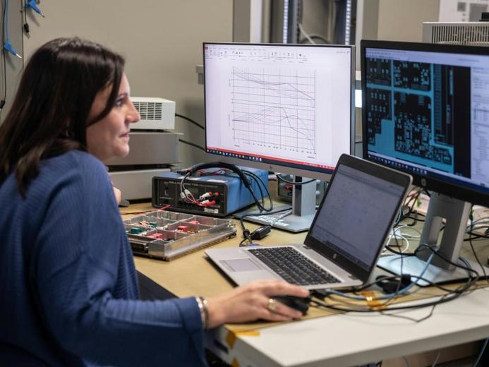 Simulación y diseño de PCBs